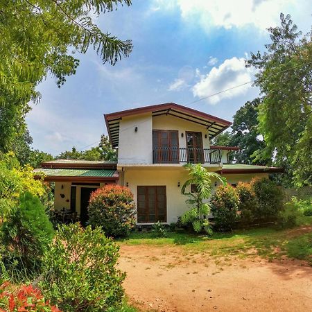 The Sigiriya White House Apartment Exterior foto